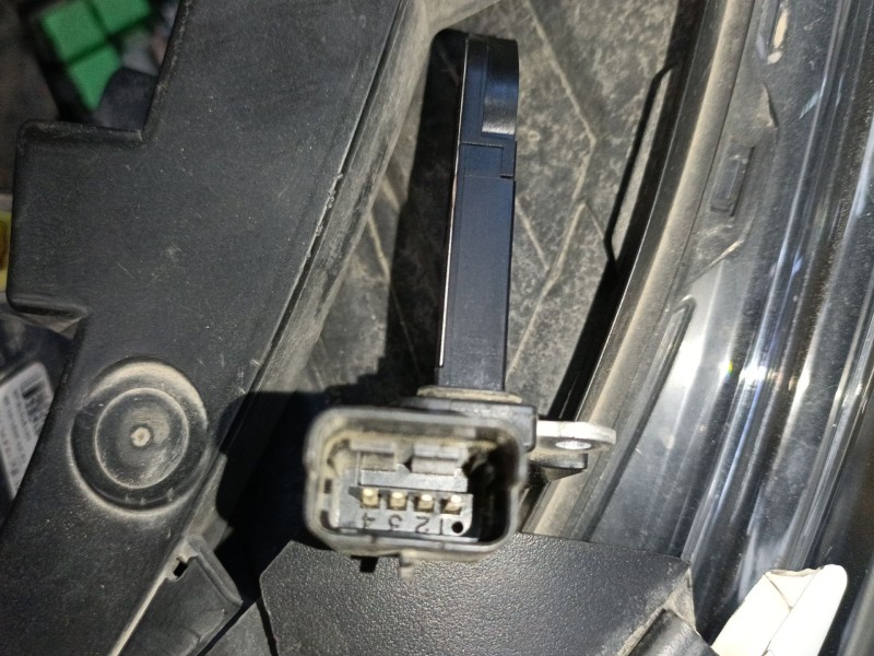Recambio de caudalimetro para opel vivaro c furgoneta (k0) 2.0 referencia OEM IAM   