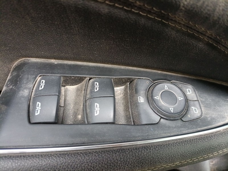 Recambio de mando elevalunas delantero izquierdo para opel insignia b grand sport (z18) 1.6 cdti (68) referencia OEM IAM   