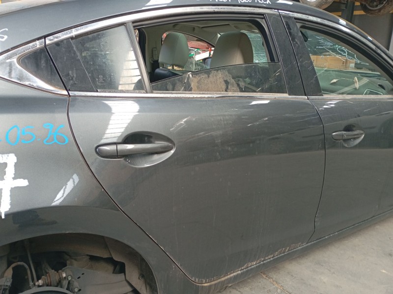 Recambio de puerta trasera derecha para mazda 6 sedán (gj, gl) 2.2 d (gj2fp) referencia OEM IAM   