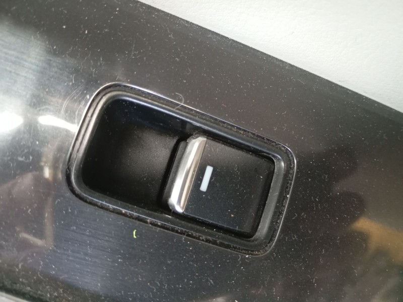Recambio de mando elevalunas delantero derecho para mazda 6 sedán (gj, gl) 2.2 d (gj2fp) referencia OEM IAM   
