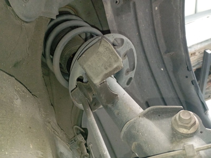 Recambio de amortiguador delantero derecho para mazda 6 sedán (gj, gl) 2.2 d (gj2fp) referencia OEM IAM   