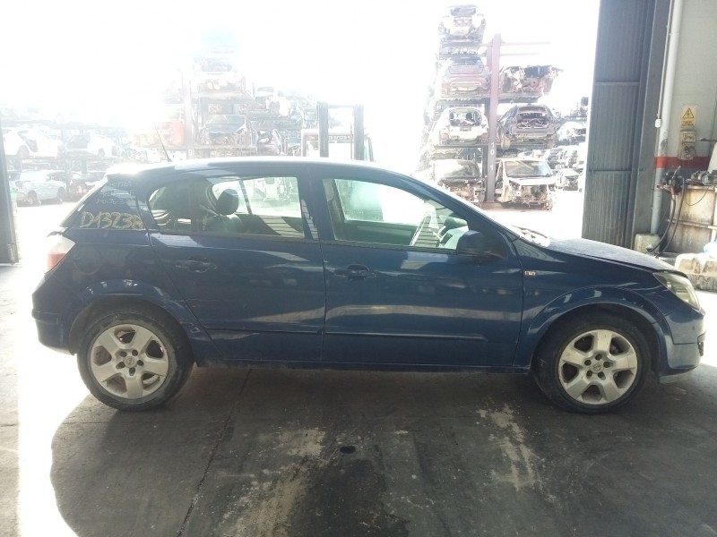 opel astra h (a04) del año 2004