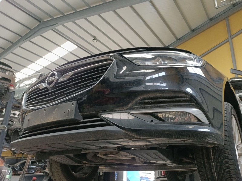 Recambio de paragolpes delantero para opel insignia b grand sport (z18) 1.6 cdti (68) referencia OEM IAM   