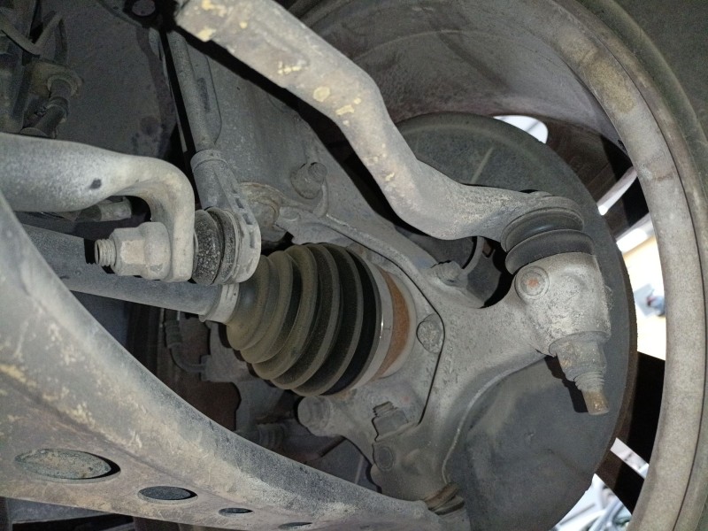 Recambio de mangueta delantera derecha para opel insignia b grand sport (z18) 1.6 cdti (68) referencia OEM IAM   