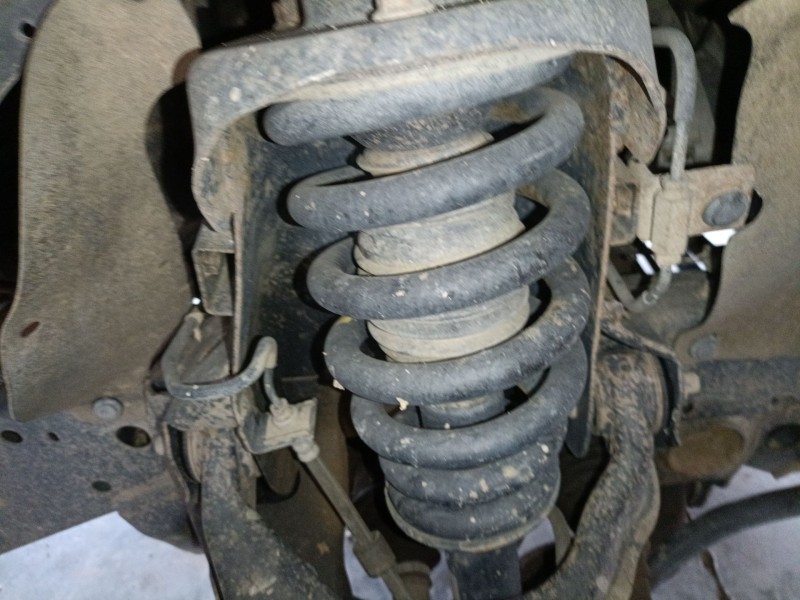 Recambio de amortiguador delantero derecho para mitsubishi l200 / triton (ka_t, kb_t) 2.5 di-d 4wd (kb4t) referencia OEM IAM   