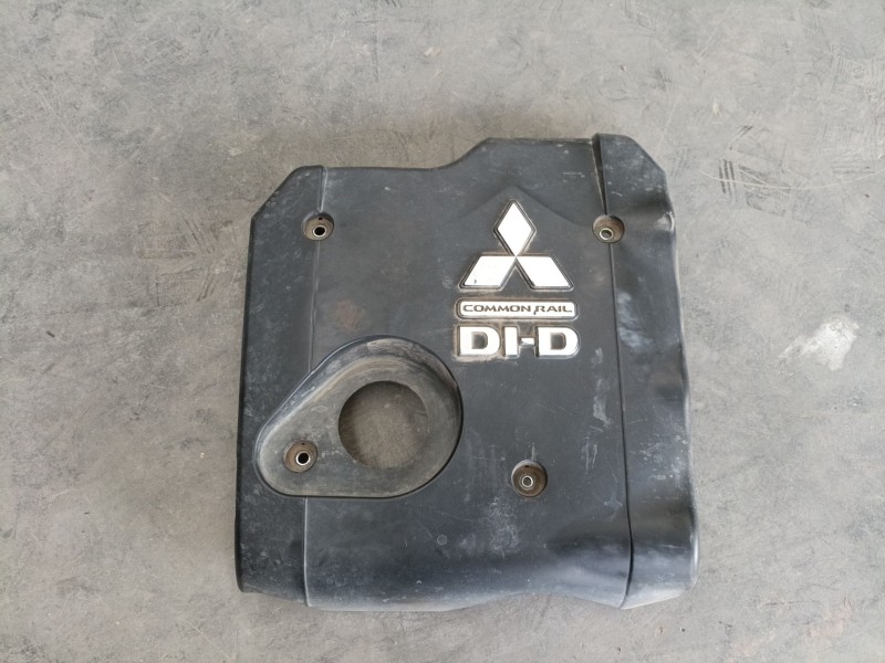 Recambio de tapa motor para mitsubishi l200 / triton (ka_t, kb_t) 2.5 di-d 4wd (kb4t) referencia OEM IAM   