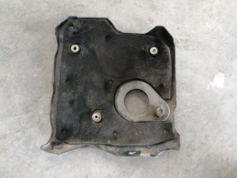 Recambio de tapa motor para mitsubishi l200 / triton (ka_t, kb_t) 2.5 di-d 4wd (kb4t) referencia OEM IAM   