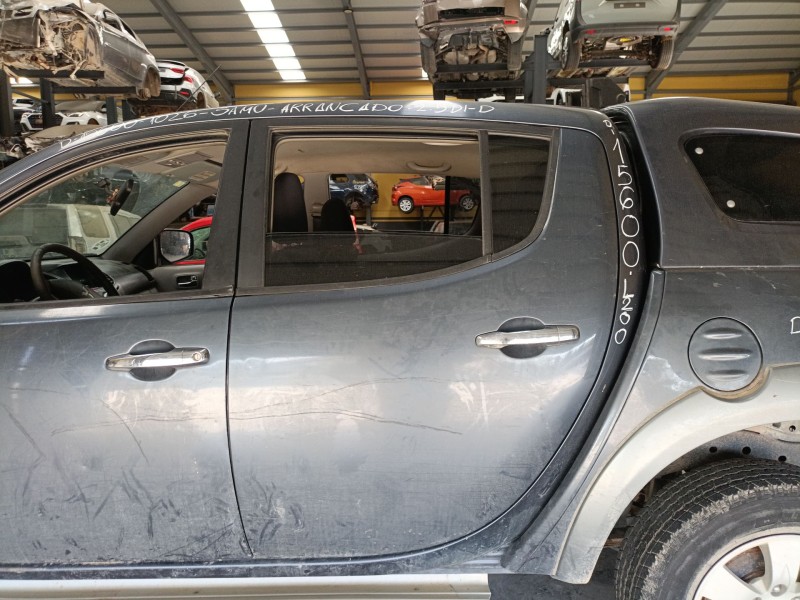 Recambio de puerta trasera izquierda para mitsubishi l200 / triton (ka_t, kb_t) 2.5 di-d 4wd (kb4t) referencia OEM IAM   