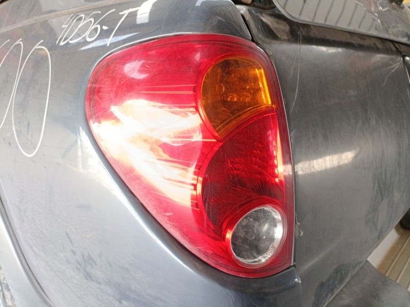 Recambio de piloto trasero izquierdo para mitsubishi l200 / triton (ka_t, kb_t) 2.5 di-d 4wd (kb4t) referencia OEM IAM   