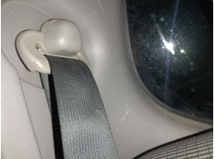 CINTURON SEGURIDAD TRASERO DERECHO 
