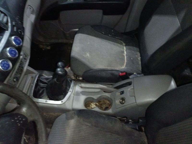 Recambio de consola central para mitsubishi l200 / triton (ka_t, kb_t) 2.5 di-d 4wd (kb4t) referencia OEM IAM   