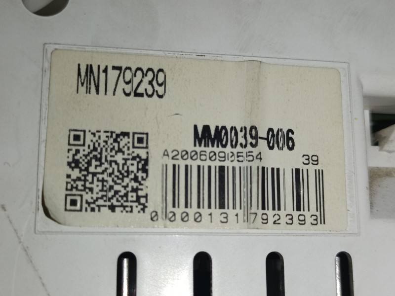 Recambio de cuadro instrumentos para mitsubishi l200 / triton (ka_t, kb_t) 2.5 di-d 4wd (kb4t) referencia OEM IAM   