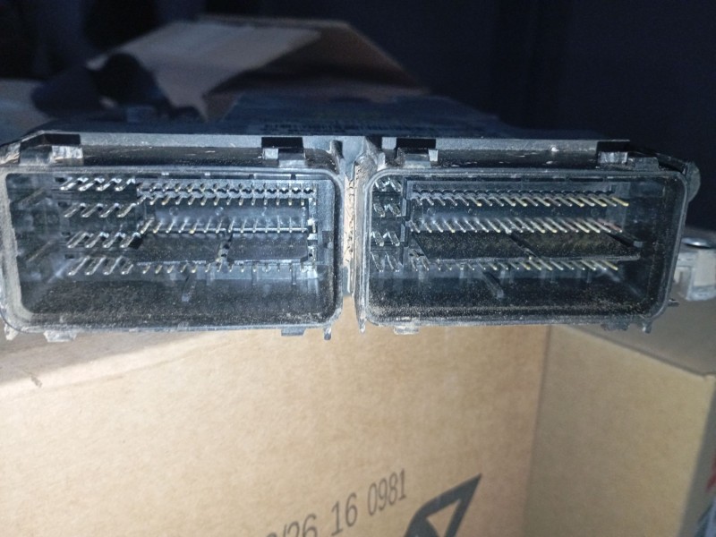 Recambio de centralita motor uce para ford transit courier b460 furgón/monospace 1.5 tdci referencia OEM IAM FT7A12A650RB 028103