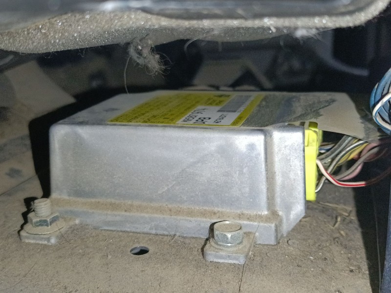 Recambio de centralita airbag para mitsubishi l200 / triton (ka_t, kb_t) 2.5 di-d 4wd (kb4t) referencia OEM IAM   