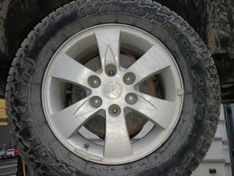 Recambio de llanta sin neumatico para mitsubishi l200 / triton (ka_t, kb_t) 2.5 di-d 4wd (kb4t) referencia OEM IAM 17 PULGADAS  
