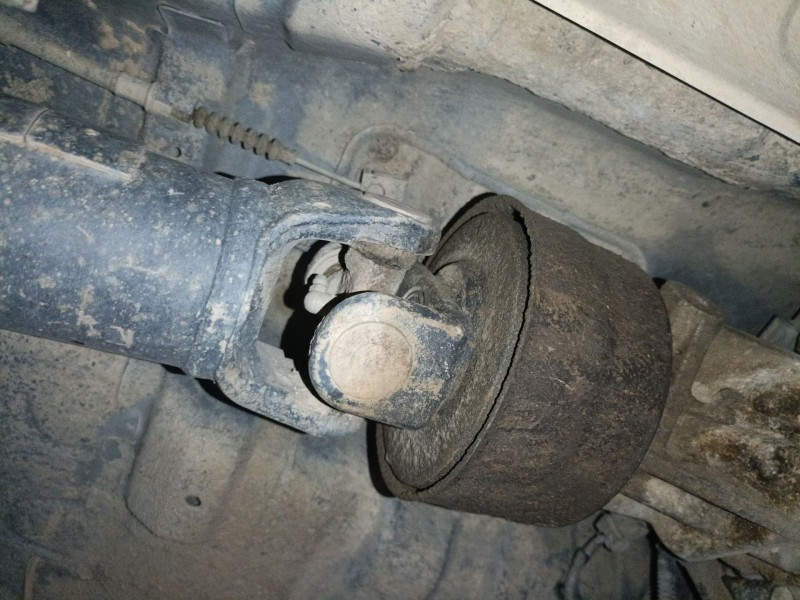 Recambio de transmision central para mitsubishi l200 / triton (ka_t, kb_t) 2.5 di-d 4wd (kb4t) referencia OEM IAM   