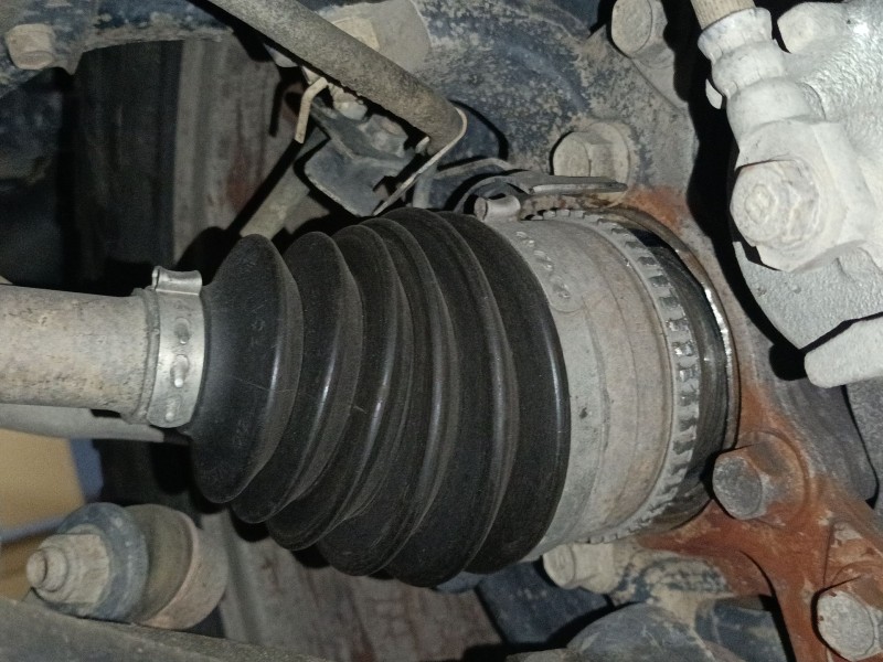 Recambio de transmision delantera derecha para mitsubishi l200 / triton (ka_t, kb_t) 2.5 di-d 4wd (kb4t) referencia OEM IAM   