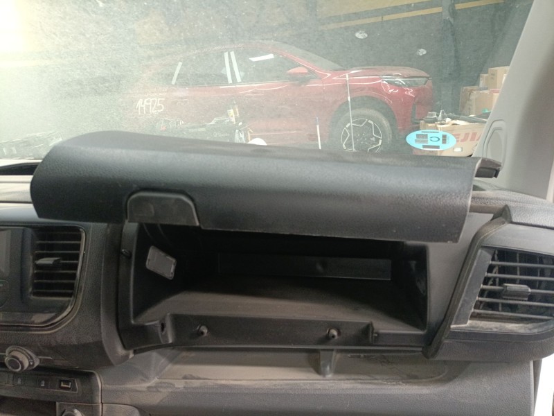 Recambio de guantera para opel vivaro c furgoneta (k0) 1.5 referencia OEM IAM   