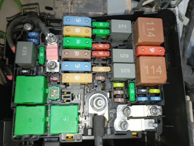 Recambio de caja reles / fusibles para peugeot expert autobús (v_) 1.5 bluehdi 120 referencia OEM IAM   