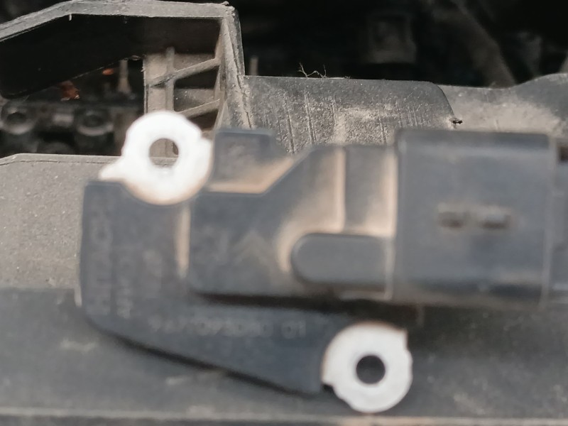Recambio de caudalimetro para opel vivaro c furgoneta (k0) 1.5 referencia OEM IAM 9677093080  