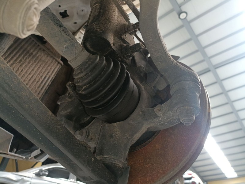 Recambio de mangueta delantera derecha para opel vivaro c furgoneta (k0) 1.5 referencia OEM IAM   