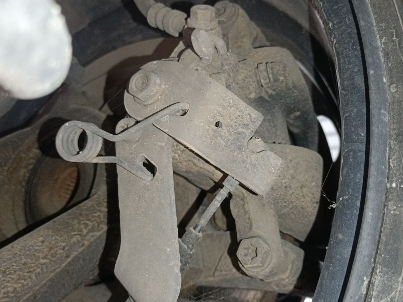 Recambio de pinza freno trasera derecha para opel vivaro c furgoneta (k0) 1.5 referencia OEM IAM   