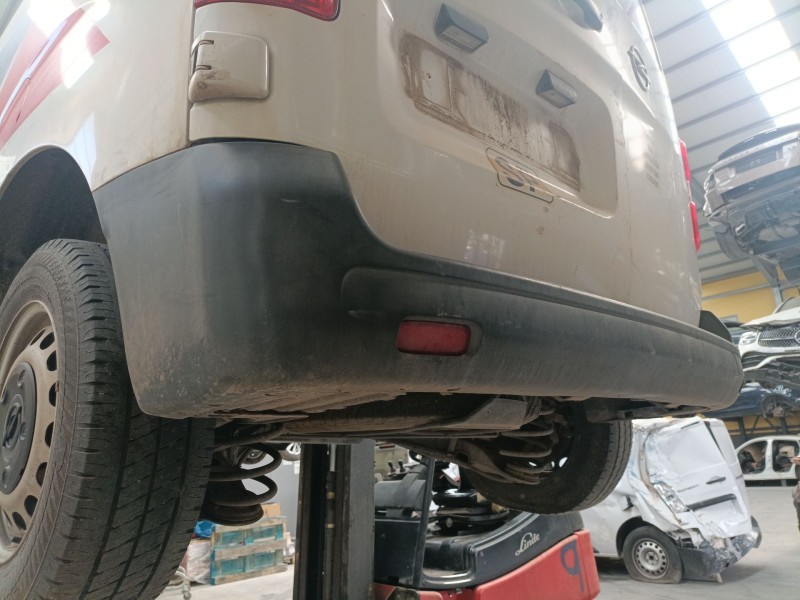Recambio de paragolpes trasero para opel vivaro c furgoneta (k0) 1.5 referencia OEM IAM   