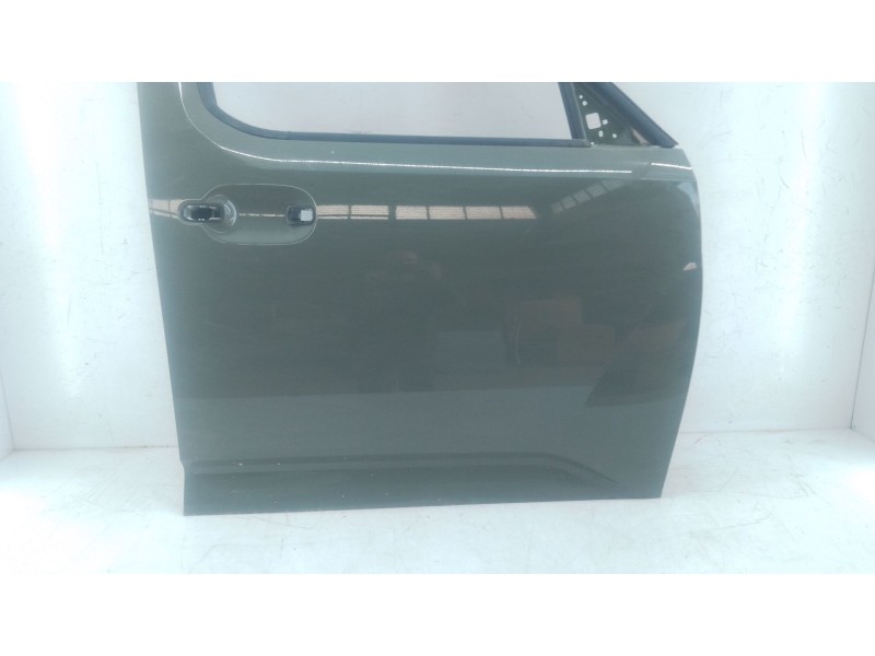Recambio de puerta delantera derecha para hyundai inster referencia OEM IAM   