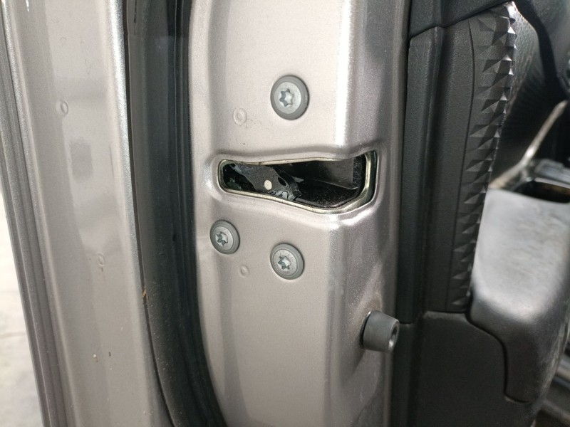 Recambio de cerradura puerta delantera izquierda para toyota c-hr (_x1_) 1.8 hybrid (zyx10_, zyx11_) referencia OEM IAM   