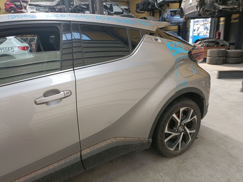 Recambio de puerta trasera izquierda para toyota c-hr (_x1_) 1.8 hybrid (zyx10_, zyx11_) referencia OEM IAM   