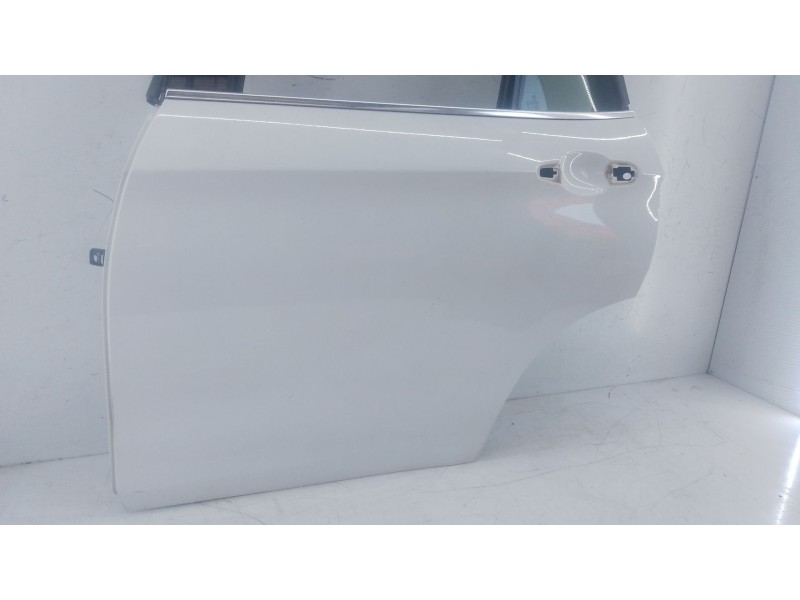 Recambio de puerta trasera izquierda para bmw x1 (e84) sdrive 18d referencia OEM IAM   