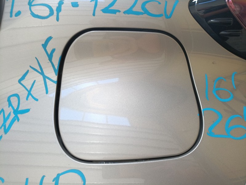 Recambio de tapa exterior combustible para toyota c-hr (_x1_) 1.8 hybrid (zyx10_, zyx11_) referencia OEM IAM   
