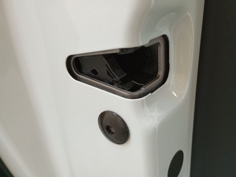 Recambio de cerradura puerta trasera izquierda para seat tarraco (kn2) 2.0 tdi referencia OEM IAM   