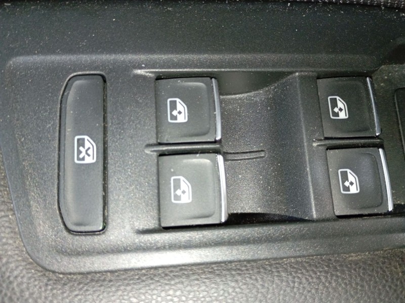 Recambio de mando elevalunas delantero izquierdo para seat tarraco (kn2) 2.0 tdi referencia OEM IAM   