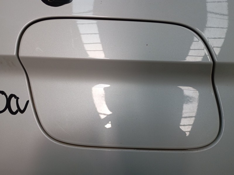 Recambio de tapa exterior combustible para seat tarraco (kn2) 2.0 tdi referencia OEM IAM   
