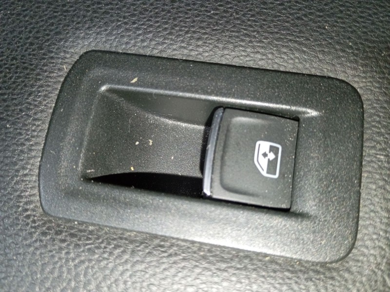 Recambio de mando elevalunas delantero derecho para seat tarraco (kn2) 2.0 tdi referencia OEM IAM   
