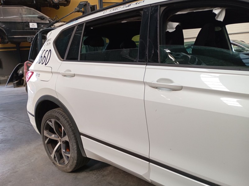 Recambio de puerta trasera derecha para seat tarraco (kn2) 2.0 tdi referencia OEM IAM   