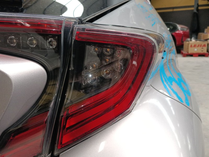 Recambio de piloto trasero derecho para toyota c-hr (_x1_) 1.8 hybrid (zyx10_, zyx11_) referencia OEM IAM   