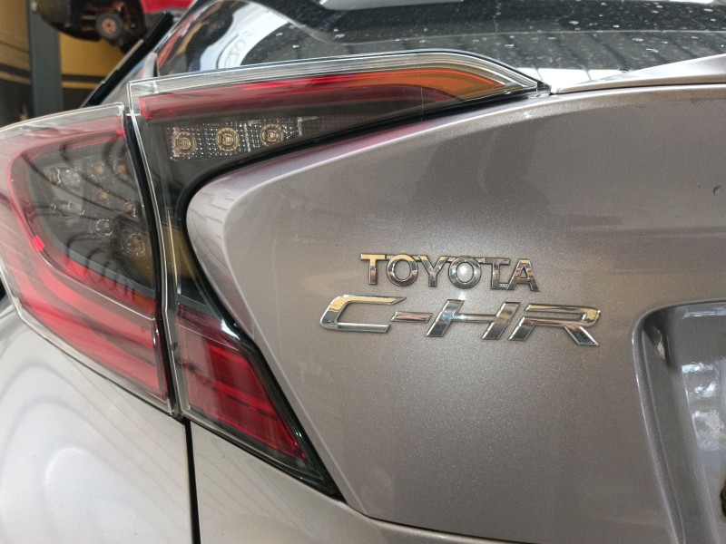 Recambio de piloto trasero izquierdo porton para toyota c-hr (_x1_) 1.8 hybrid (zyx10_, zyx11_) referencia OEM IAM   
