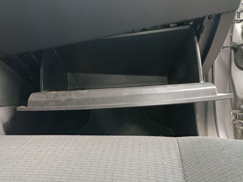 Recambio de guantera para toyota c-hr (_x1_) 1.8 hybrid (zyx10_, zyx11_) referencia OEM IAM   