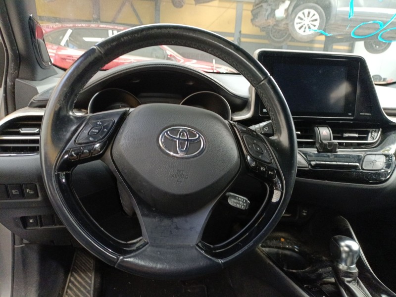 Recambio de volante para toyota c-hr (_x1_) 1.8 hybrid (zyx10_, zyx11_) referencia OEM IAM   
