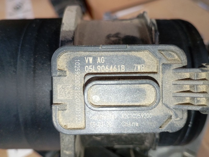 Recambio de caudalimetro para seat tarraco (kn2) 2.0 tdi referencia OEM IAM 05L906461B  