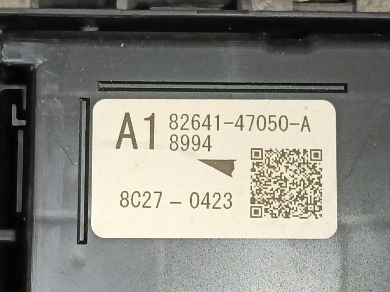 Recambio de caja reles / fusibles para toyota c-hr (_x1_) 1.8 hybrid (zyx10_, zyx11_) referencia OEM IAM 8264147050A 8C270423 