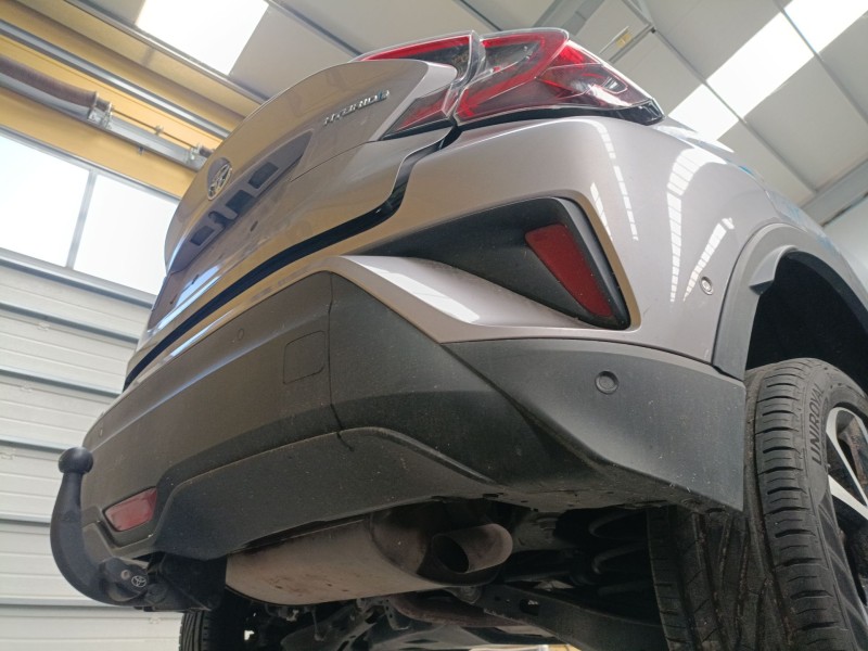 Recambio de paragolpes trasero para toyota c-hr (_x1_) 1.8 hybrid (zyx10_, zyx11_) referencia OEM IAM   