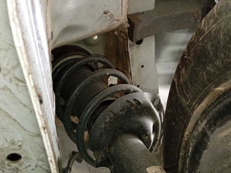 Recambio de amortiguador delantero izquierdo para seat tarraco (kn2) 2.0 tdi referencia OEM IAM   