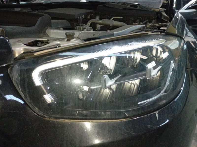 Recambio de faro izquierdo xenon para mercedes-benz clase e t-model (s213) e 300 de 4-matic (213.211) referencia OEM IAM   