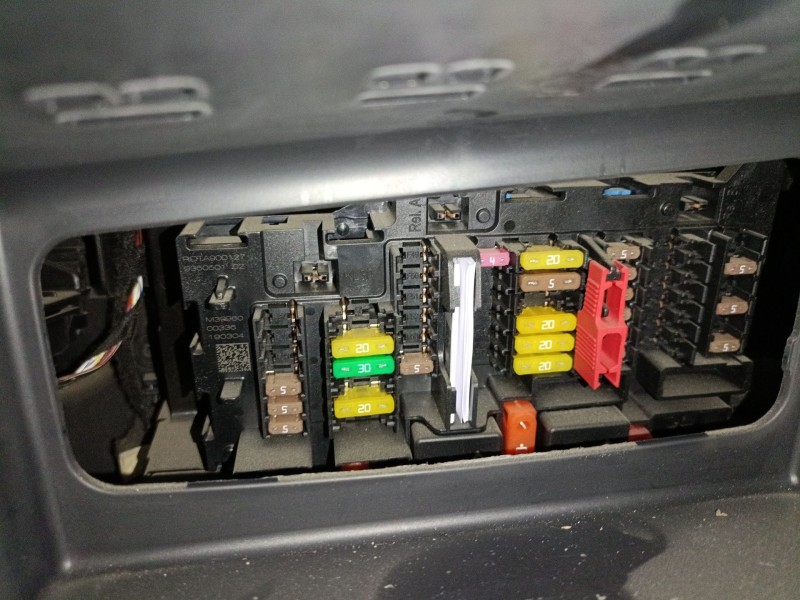 Recambio de caja reles / fusibles para mini mini (f55) cooper referencia OEM IAM   