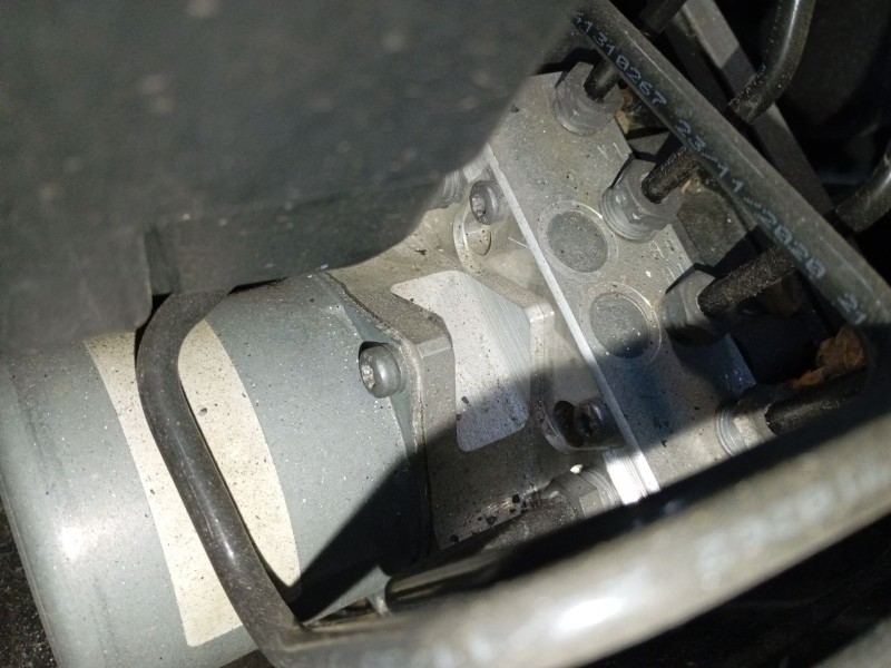 Recambio de abs para mercedes-benz clase e t-model (s213) e 300 de 4-matic (213.211) referencia OEM IAM   