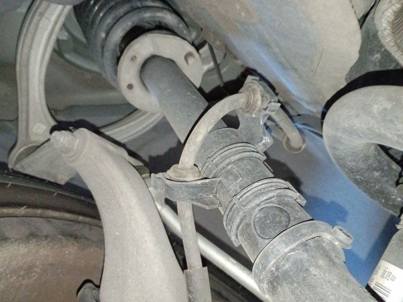 Recambio de amortiguador delantero izquierdo para mercedes-benz clase e t-model (s213) e 300 de 4-matic (213.211) referencia OEM