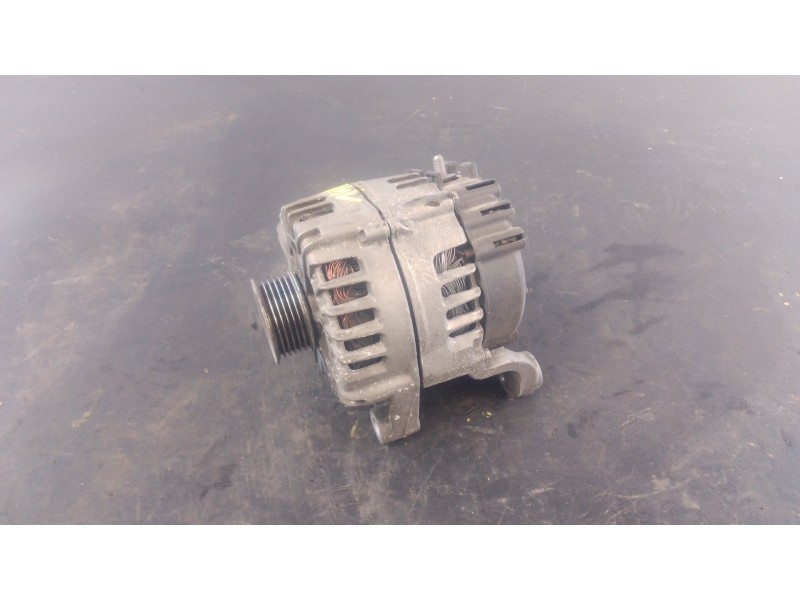 Recambio de alternador para bmw 1 (e87) 118 d referencia OEM IAM   